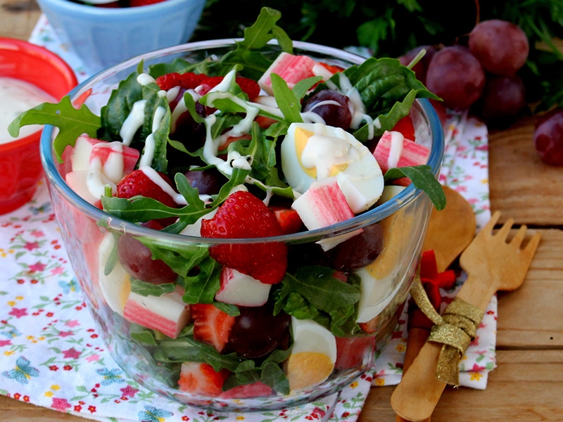 Salada Fresca de Delícias do Mar e Fruta